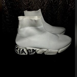 Balenciaga speed 2.0 graffiti in white with black writing